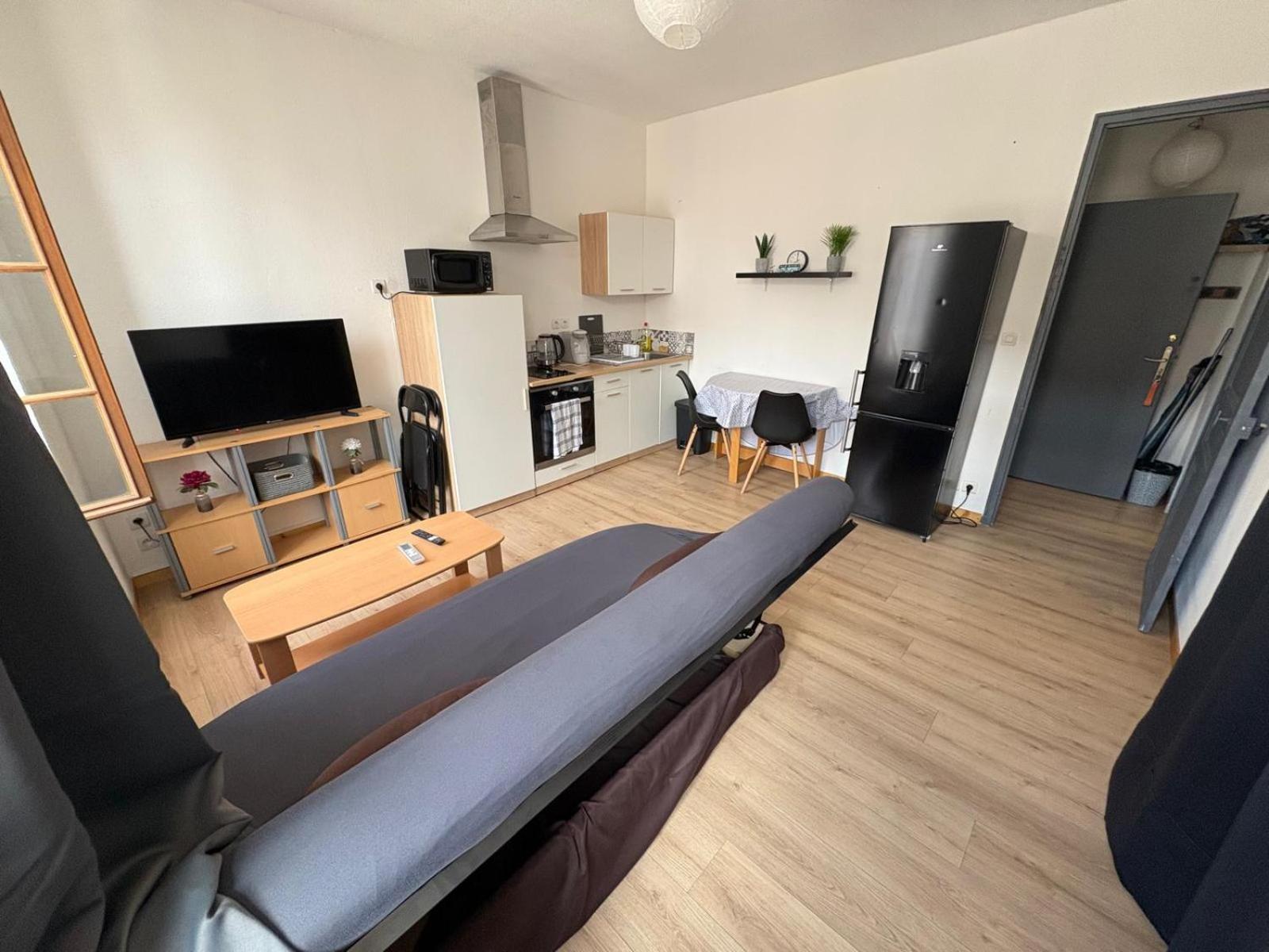 Appartement T2 Avec Balcon Proche Centre-Ville 나르본 외부 사진